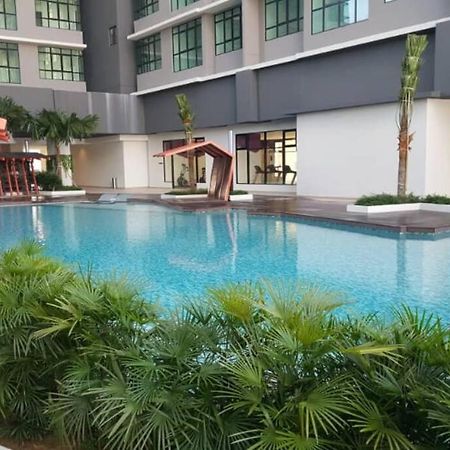 Conezion, Nice View, Beside Ioi City Mall, Opposite Hospital Serdang, Beside Uniteen And Upm, Putrajaya Exterior foto